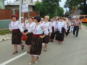 Parada costumelor  populare