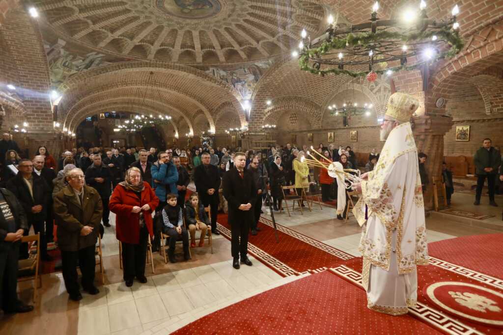 Sfânta Liturghie Arhierească La Catedrala Episcopală „Sfânta Treime ...